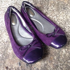 Purple elastic flats
