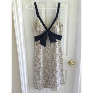 White House Black Market Formal Lace Dress Sz 2