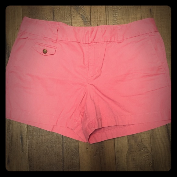 Pink/salmon Loft shorts. Size 6.