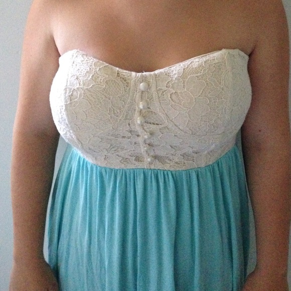 Baby blue and white lace dress💙