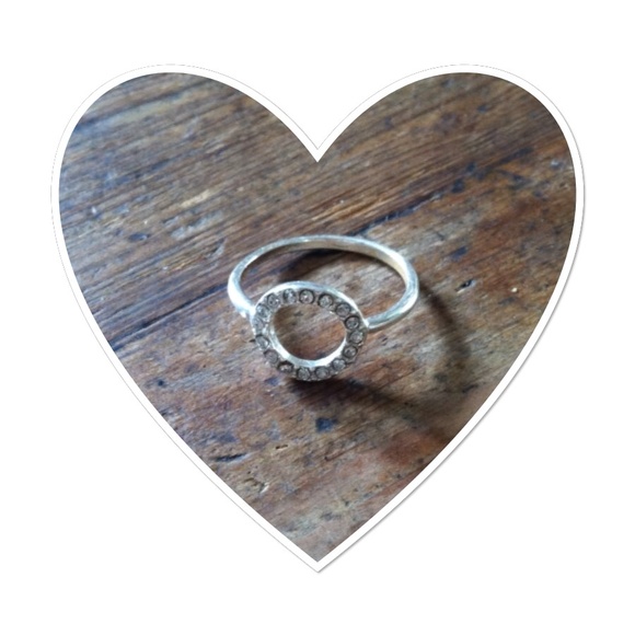 Petit ring