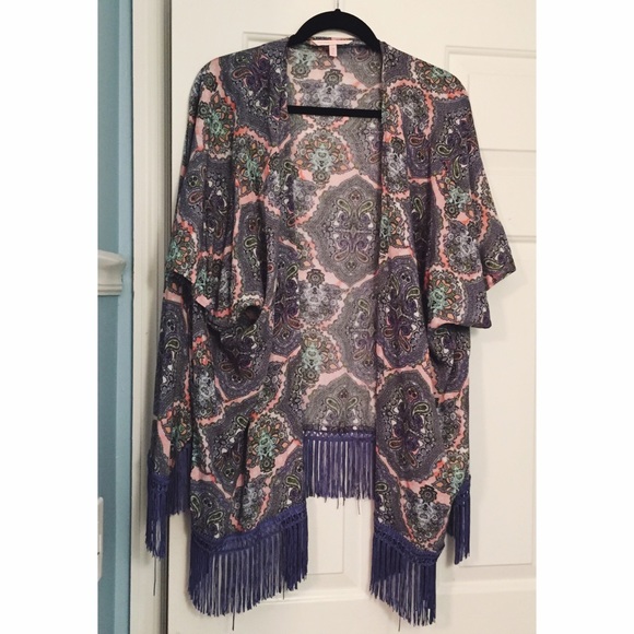 Victoria's Secret Tops - Victoria's Secret Kimono