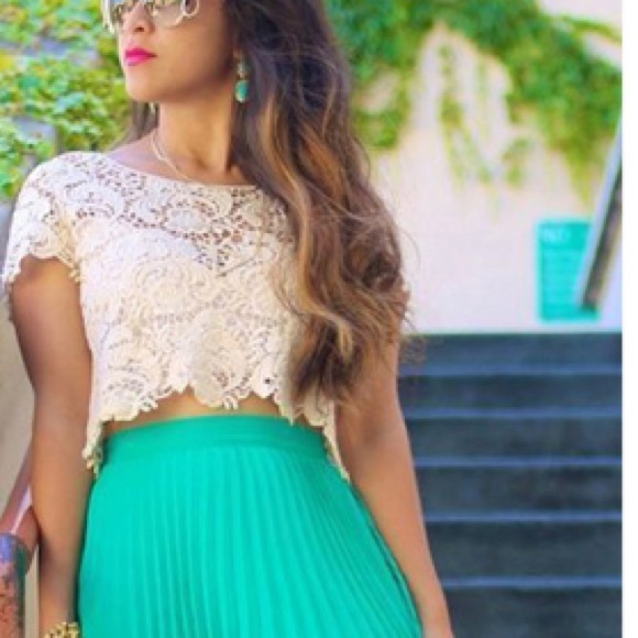 Lace Top - Picture 2 of 4