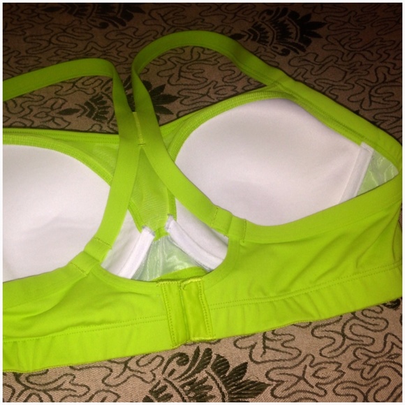Victoria's Secret sport bra size L - Picture 3 of 4