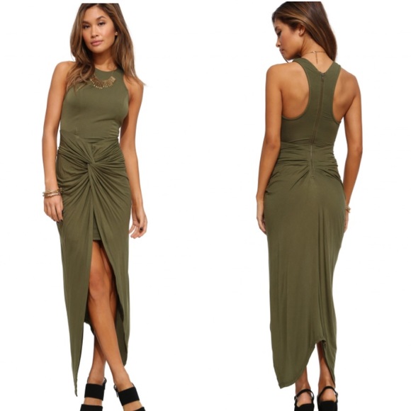 🎉🎉 HP 🎉🎉 Maxi Dress