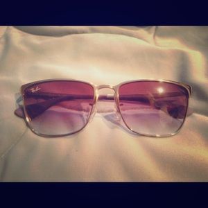 Brand new Purple Gradient Ray Bans