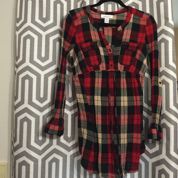 Motherhood Maternity plaid shirt