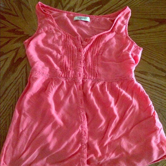 Coral button up tank