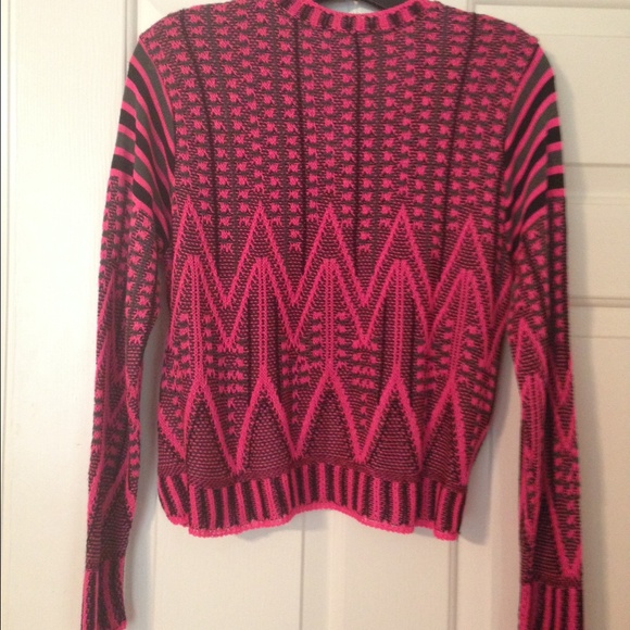 Sweater - Picture 2 of 3