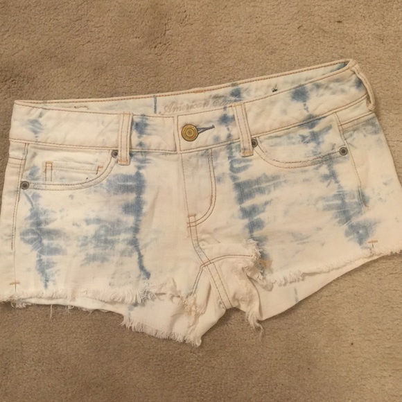 AE Shorts.