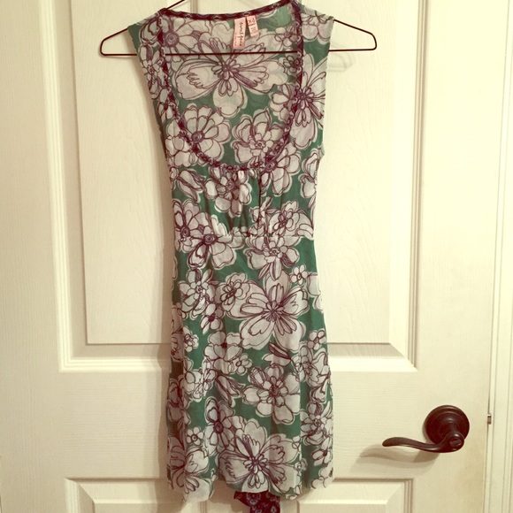 Anthropologie green top