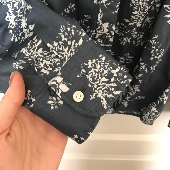 NWT Gap Shirt XS - Picture 5 of 8