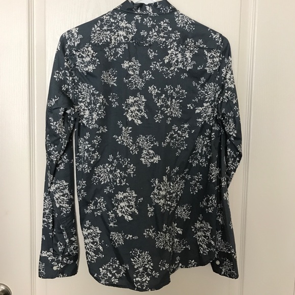 NWT Gap Shirt XS - Picture 8 of 8