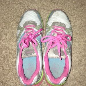 Running shoes