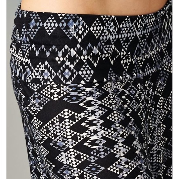 🎉🎈HOST PICK🎈🎉 I LOVE THESE! Soft & comfy pants - Picture 2 of 3