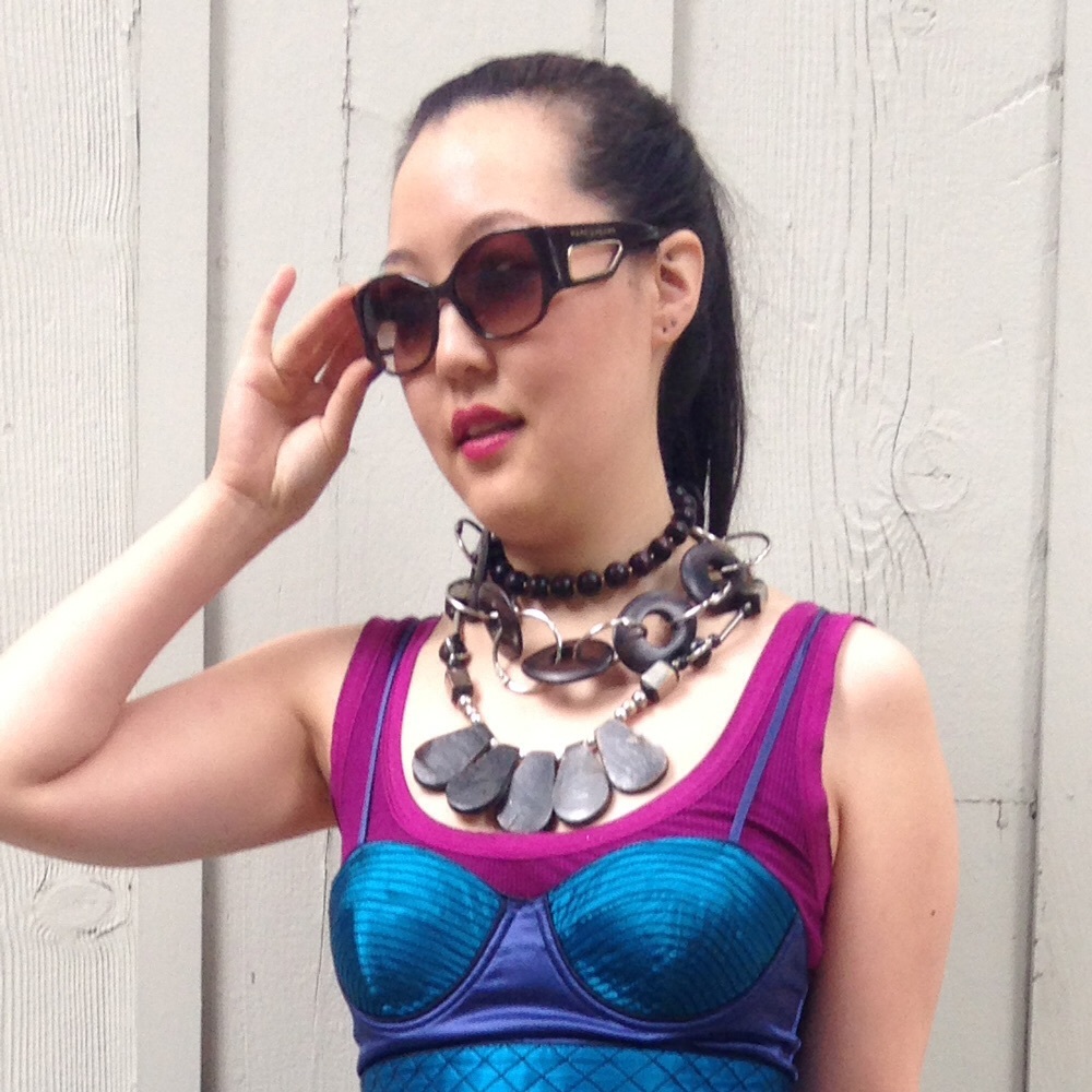 Daisy Sunglasses in Brown - Picture 4 of 4