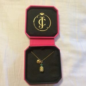 JUICY COUTURE PINEAPPLE NECKLACE NWOT