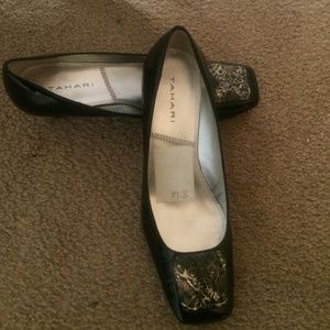 Tahari dress shoes
