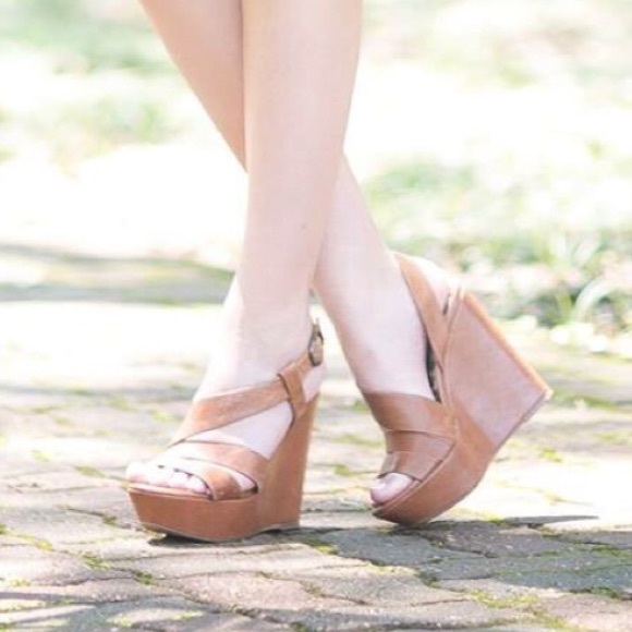 JESSICA SIMPSON HEELS
