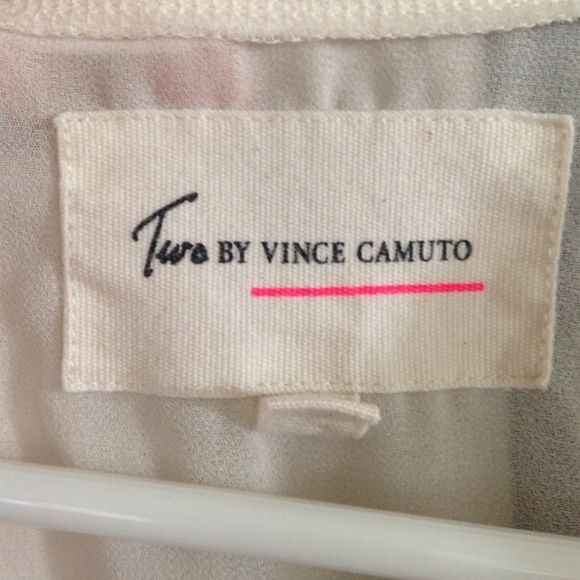 Two by Vince Camuto blouse - Picture 1 of 4