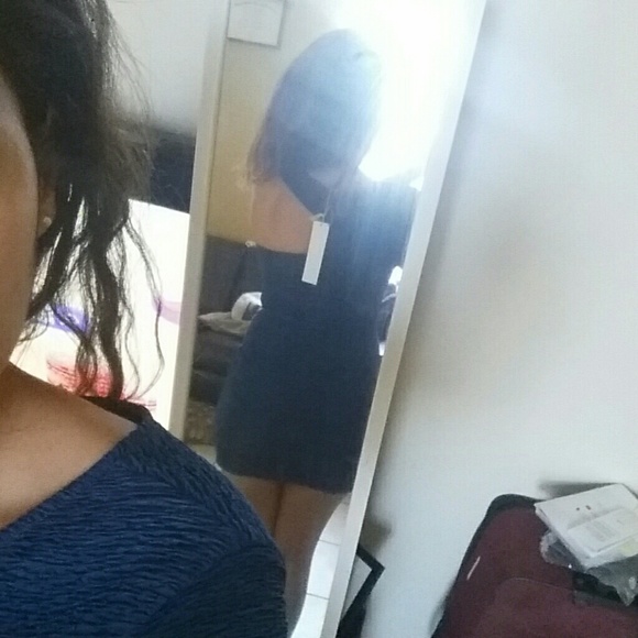 *SOLD* Bcbg bodycon one shoulder dress - Picture 4 of 6