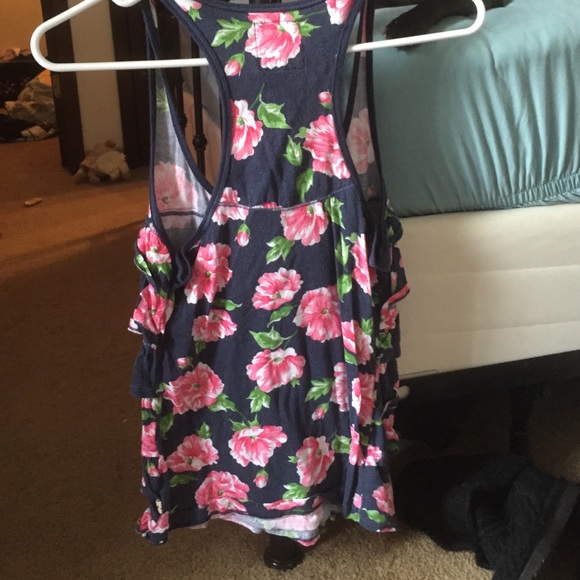 Top - Picture 2 of 2