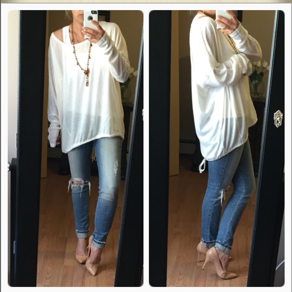 Tops - Last one🌷Lovely white/Ivory loose top🌷