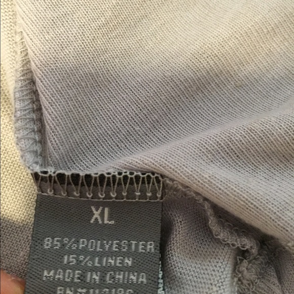 Last one๐ทLovely white/Ivory loose top๐ท - Picture 4 of 4