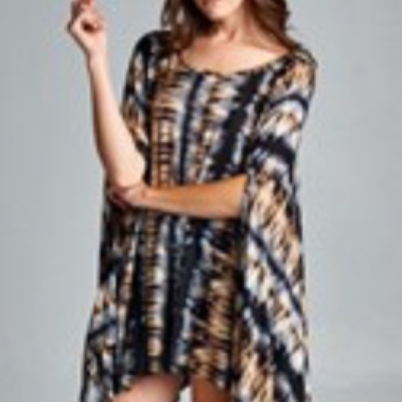 Tee shirt feeling, so comfy "poncho" type top - Picture 2 of 4