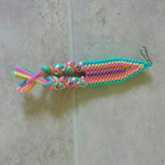 5 Color Rocketship Keychain - Picture 1 of 1