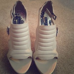 Michael Antonio beige heels- worn once