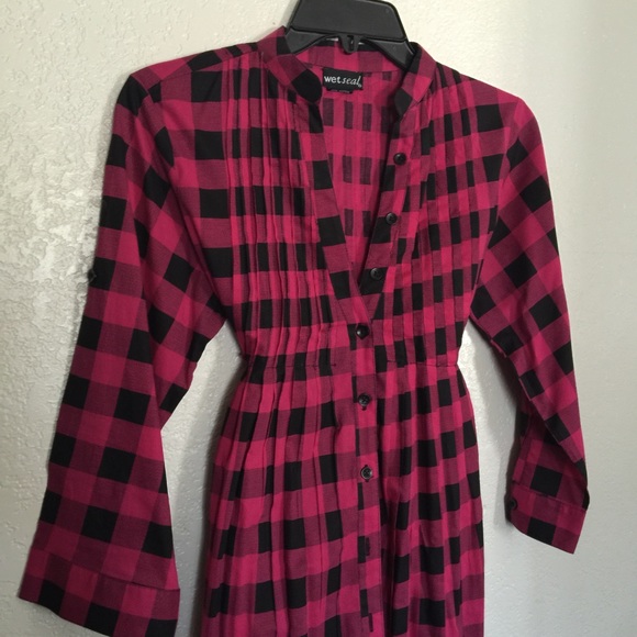 ❌SOLD❌Wet seal top - Picture 2 of 4