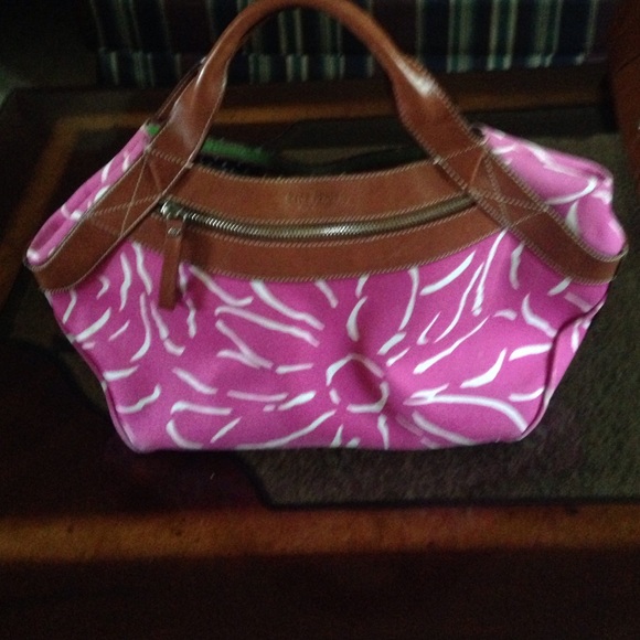 Late spade bag