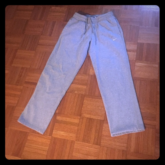 Nike Pants - Grey nike sweatpants