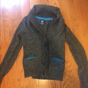 American Eagle button up sweater