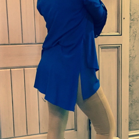 🔴PriceDrop🔴 💙️WHBM Royal Blue Draped Top💙 - Picture 3 of 4