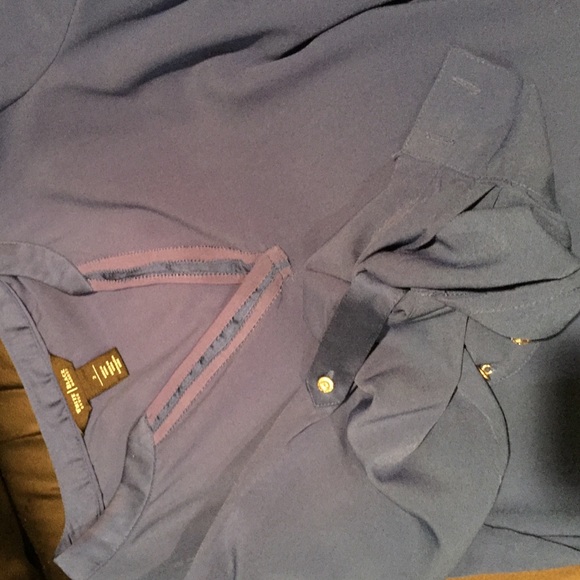 🔴PriceDrop🔴 💙️WHBM Royal Blue Draped Top💙 - Picture 4 of 4