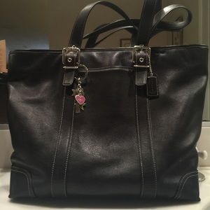 Coach  X Large Genuine Leather Tote Bag