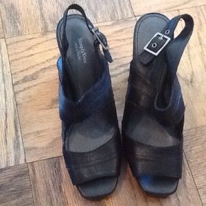 Casual Black Open Toed heels