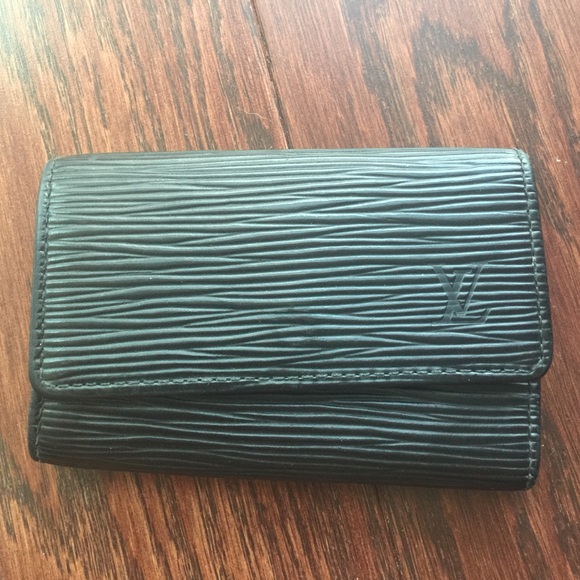 LV Epi wallet/keychain
