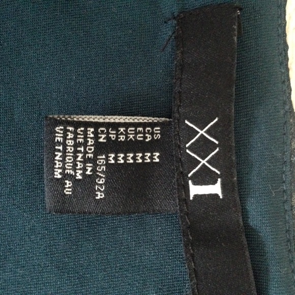 FOREVER 21 WAISTED DRESS - Picture 4 of 4