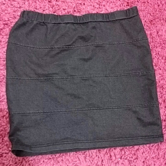 Lined skirt