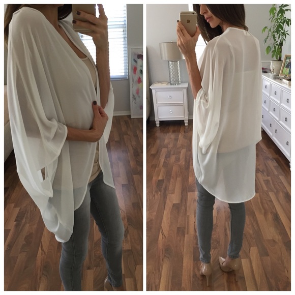 Sold • White Open Cardigan Wrap - Picture 3 of 4