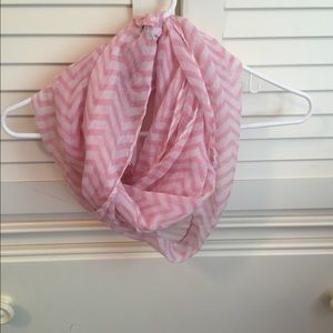 Infinity scarf