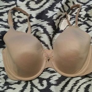 32DD Nude VS Bra