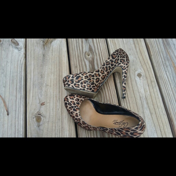 Leopard print heels