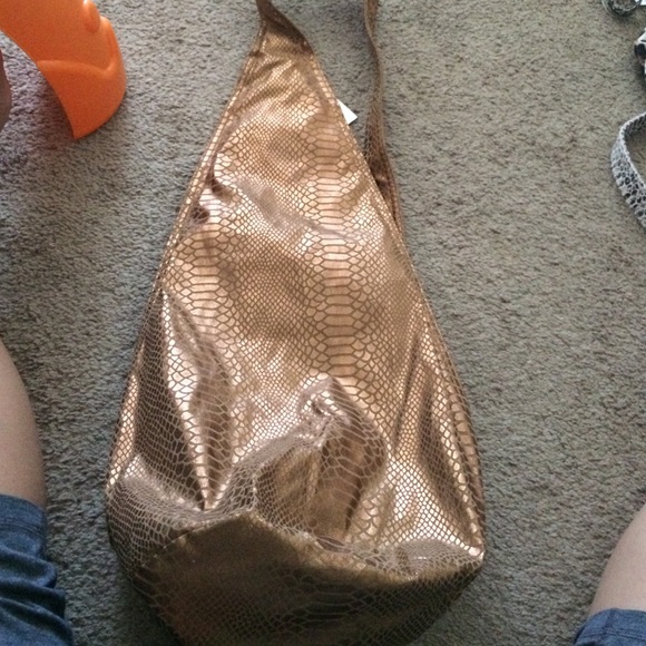 Bronze Hung On U Cross Bag