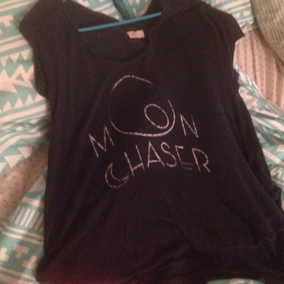 Moon Chaser Flowy Hollister shirt