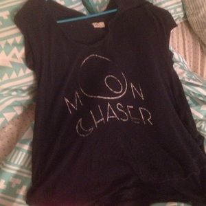 Moon Chaser Flowy Hollister shirt