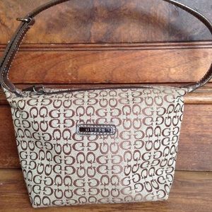 Small GUESS brand handbag Price✂️!
